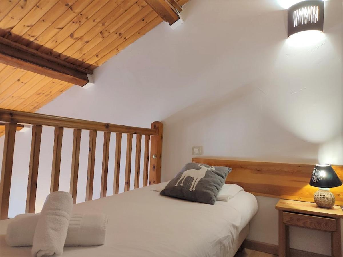 Chalet Hotel Les Blancs Пра Луп Екстериор снимка