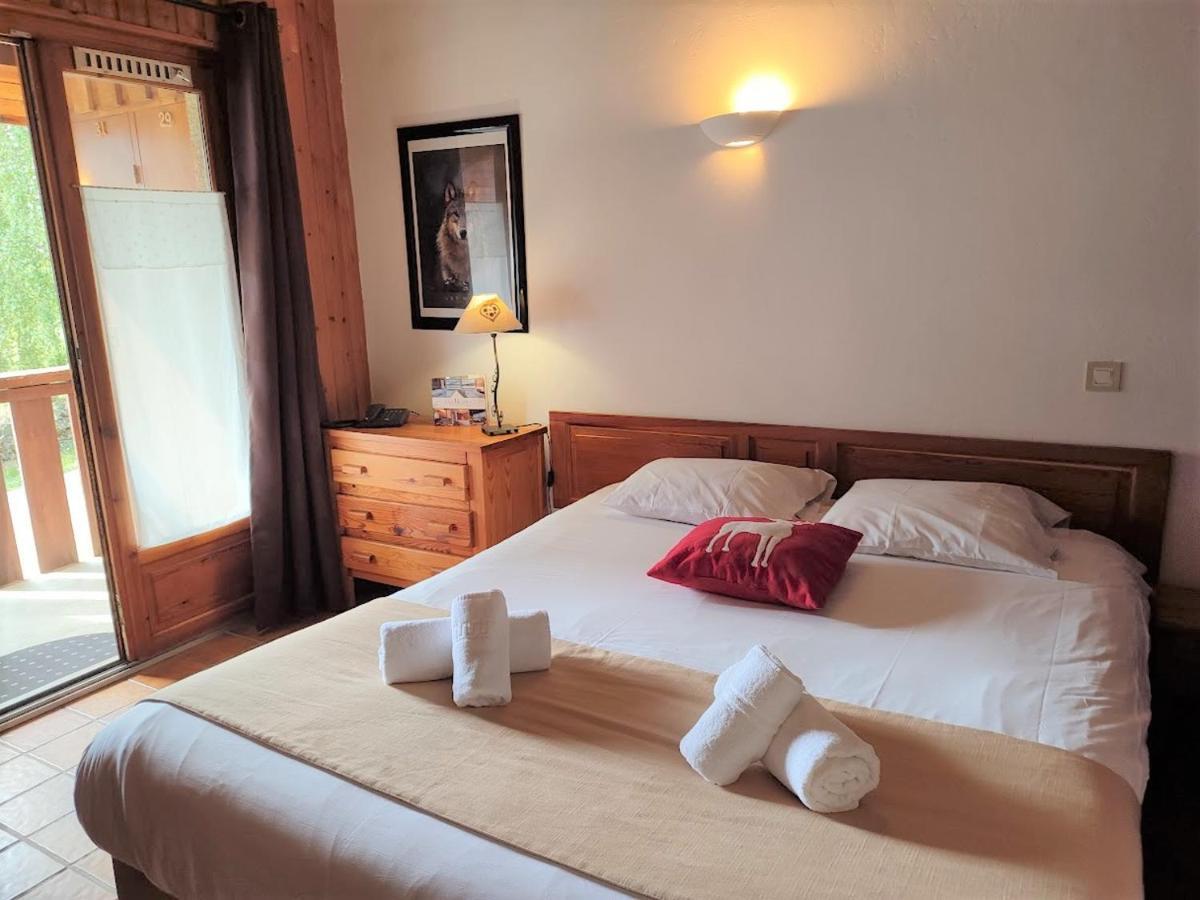 Chalet Hotel Les Blancs Пра Луп Екстериор снимка